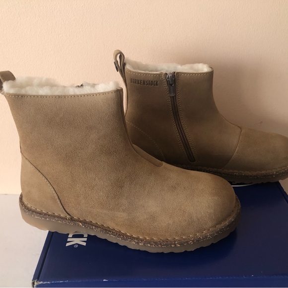 Birkenstock Melrose Genuine Shearling Suede Leather Boot. Size: 7, 38 - Picture 5 of 11